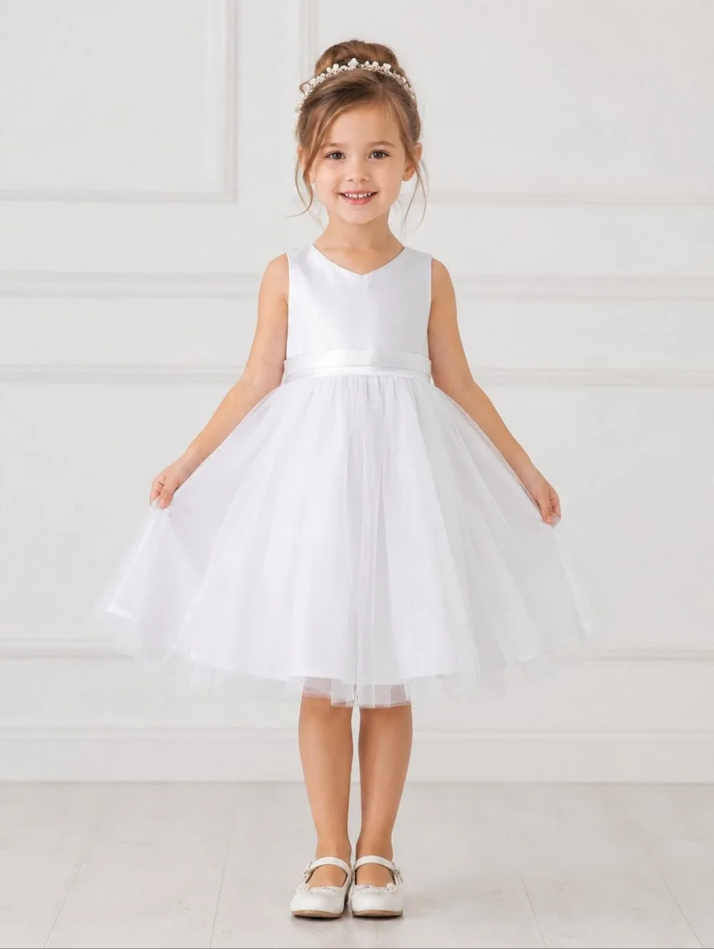 AZAZIE Marlee Flower Girl Dress White Satin Tulle Bow Back Wedding Size 3 NWT